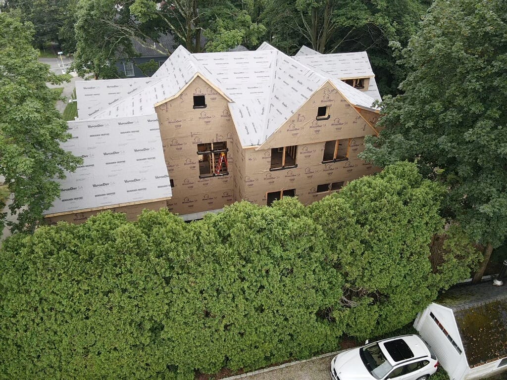 VaporDry SA Roof Underlayment with HydroGap SA drainable housewrap